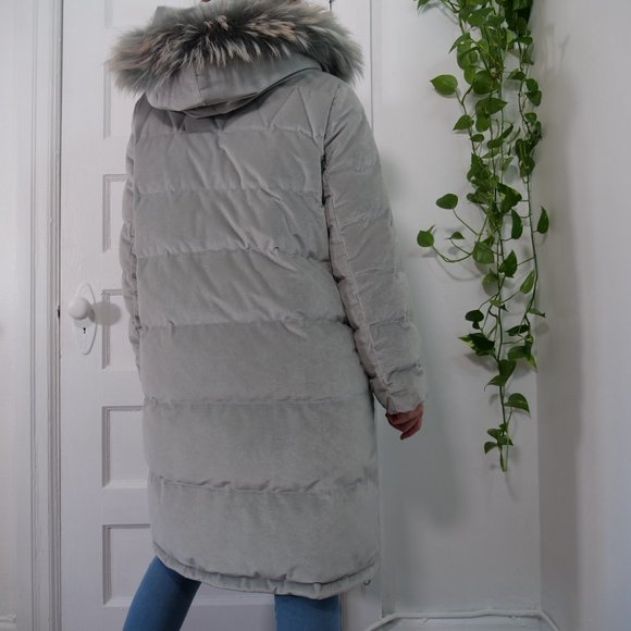 Long Super warm winter voat with beautiful faux fur collar - Picture 4 of 15